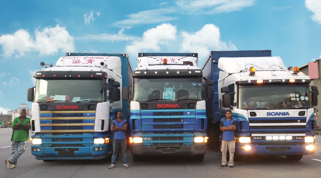 Console Lorry Service Photo Gallery - Hiap Cheng Trading & Transport Agencies Sdn Bhd